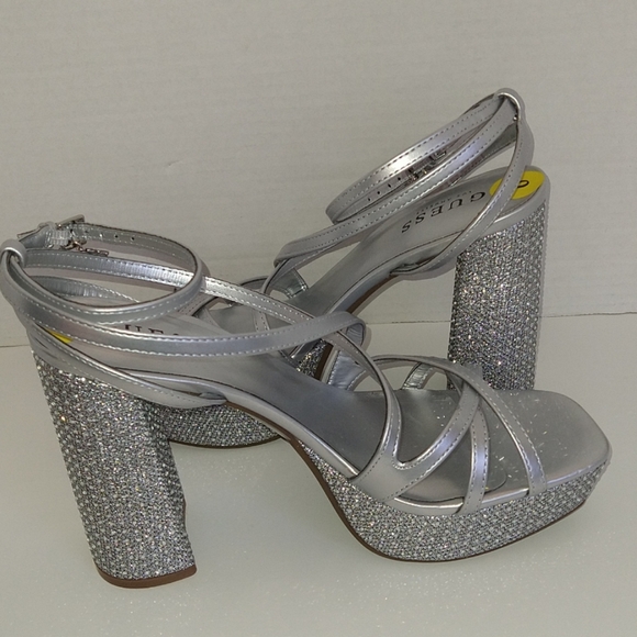 Guess silver embellished platforms heel rhinestones sandals size 9 - Picture 9 of 11